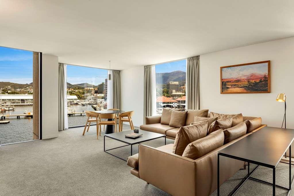 Macq 01 Hotel Hobart Quarto foto A staged living room