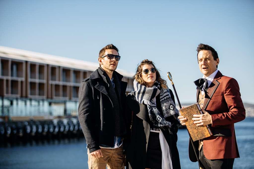Macq 01 Hotel Hobart Comodidades foto The cast of The Catch